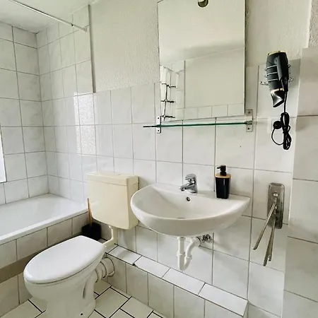 Monteur Appartement With Six Beds And Six Guests * هاغين