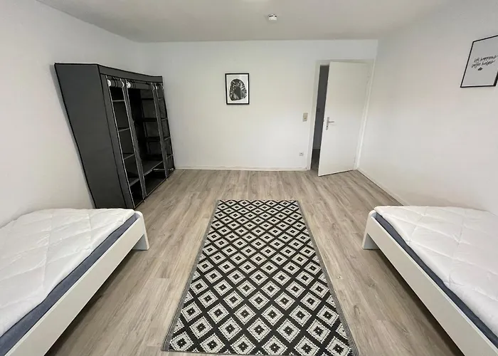 Monteur With Six Beds And Six Guests * Hagen (Arnsberg)